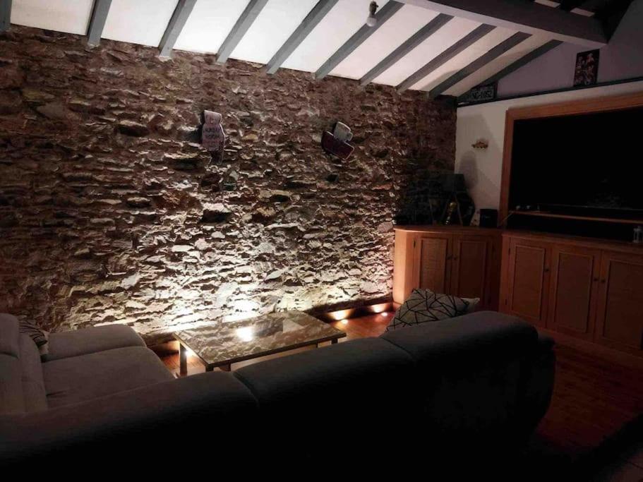 Charmante Maison Atypique En Village Saint-Colombin 외부 사진